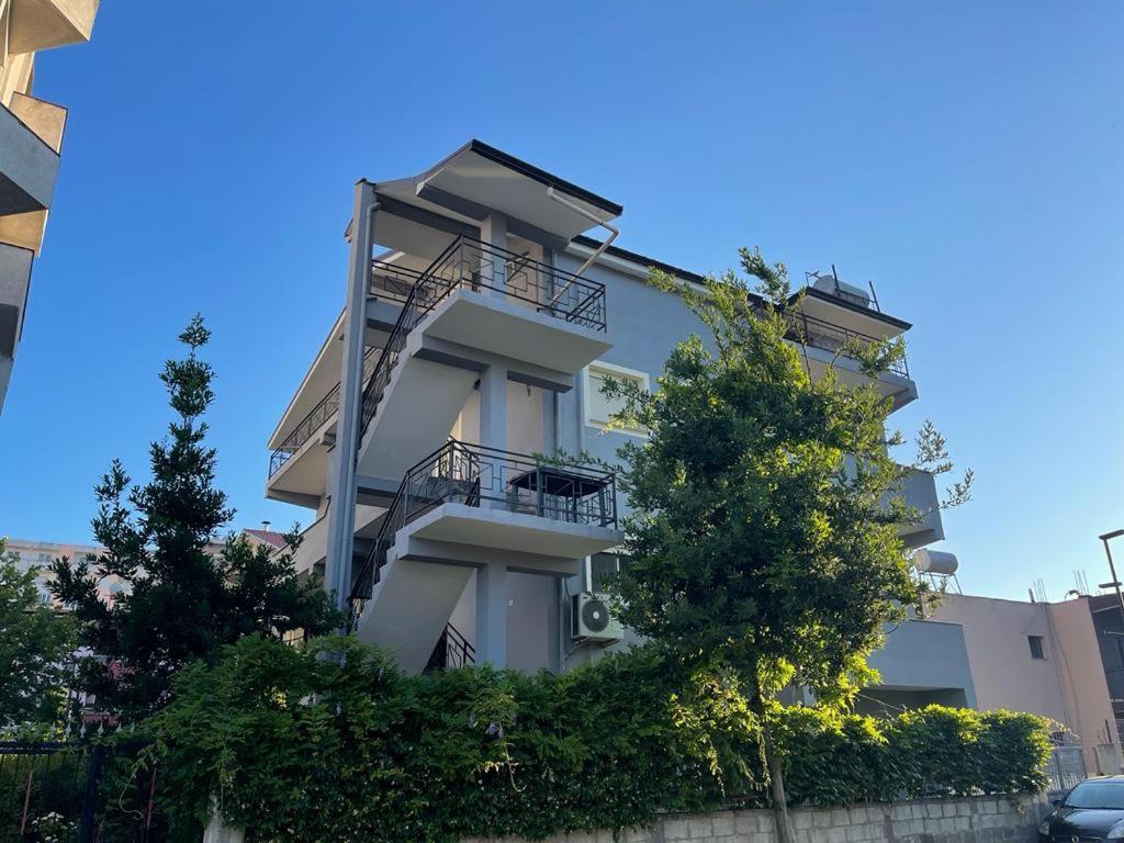 Edlira Apartments Durres Exterior photo